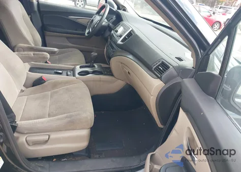 2016 Honda Pilot Lx z USA, uszkodzony, nr VIN 5FNYF6H18GB010742